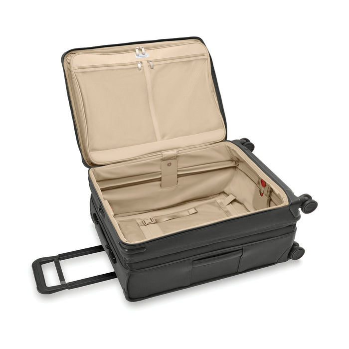 Briggs & Riley Baseline Compact 24" Expandable Spinner