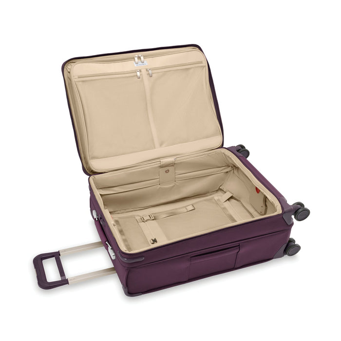 Briggs & Riley Baseline Compact 24" Expandable Spinner